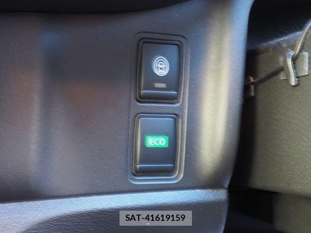 Nissan SERENA 2022-03 735934-7