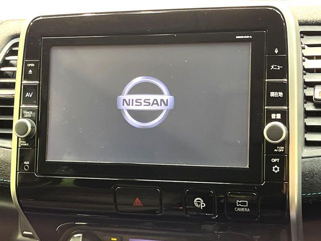 Nissan SERENA 2017-03 1549534-4