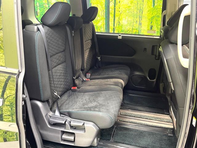Nissan SERENA 2017-03 1549534-8