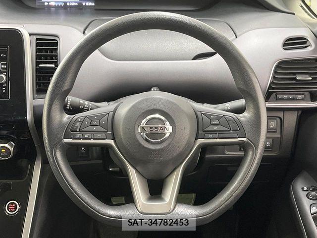 Nissan SERENA 2017-03 2300194-11