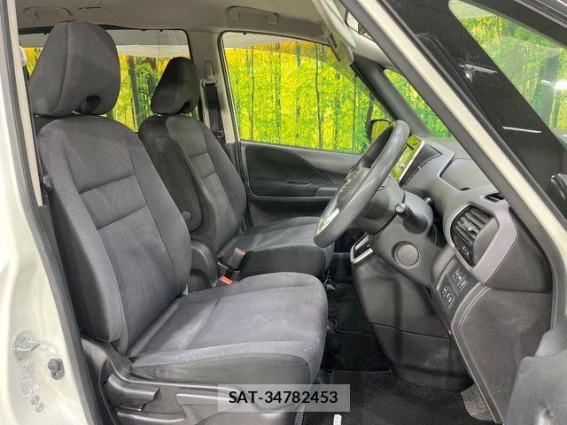 Nissan SERENA 2017-03 2300194-7