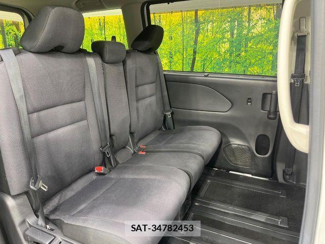 Nissan SERENA 2017-03 2300194-8