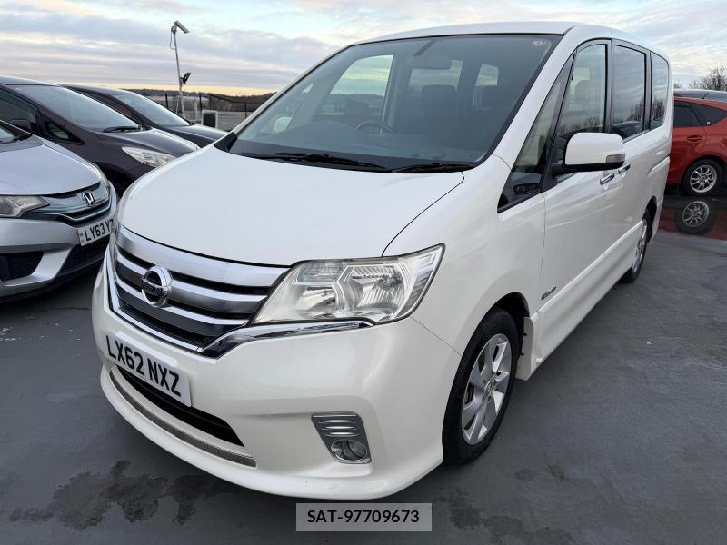 Nissan SERENA 2012-10 1142152-0