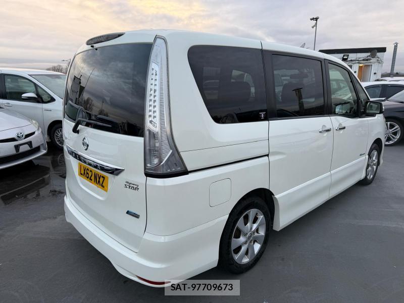 Nissan SERENA 2012-10 1142152-15