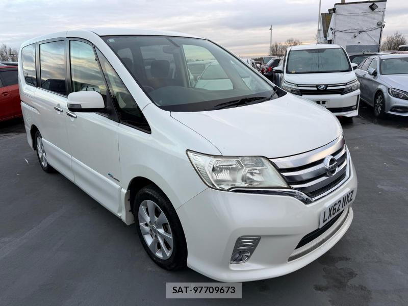 Nissan SERENA 2012-10 1142152-16