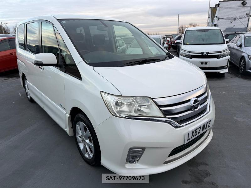 Nissan SERENA 2012-10 1142152-17