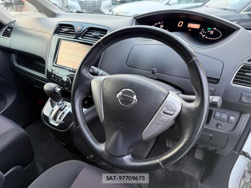 Nissan SERENA 2012-10 1142152-31