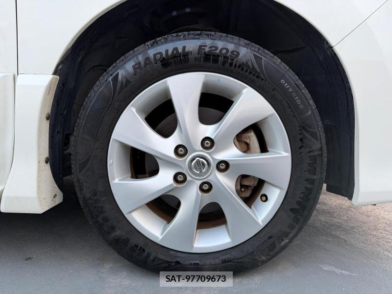 Nissan SERENA 2012-10 1142152-46