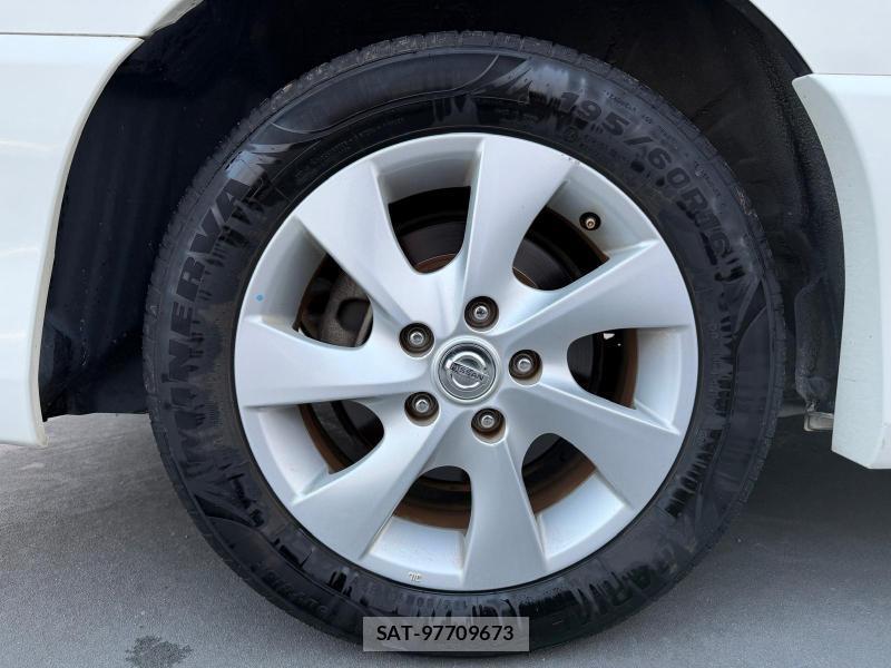 Nissan SERENA 2012-10 1142152-47