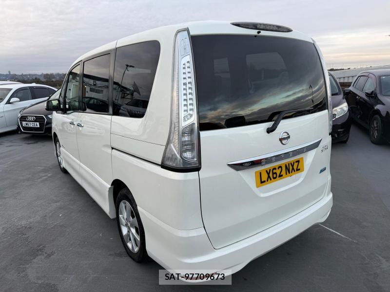 Nissan SERENA 2012-10 1142152-6