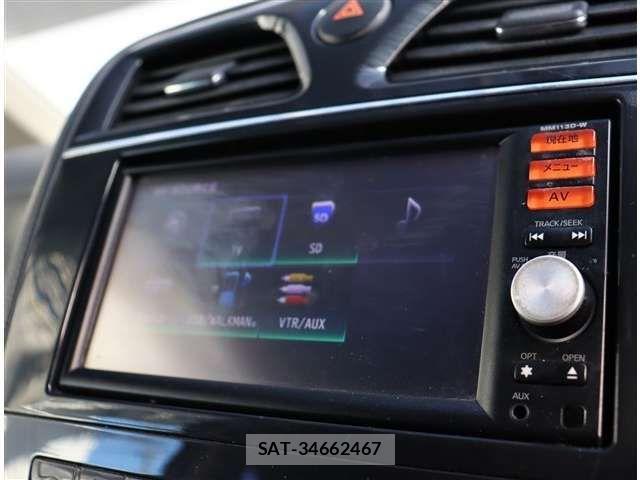 Nissan SERENA 2013-08 3386880-7