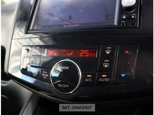 Nissan SERENA 2013-08 3386880-9
