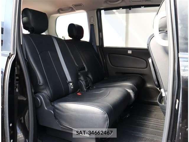 Nissan SERENA 2013-08 3386880-12