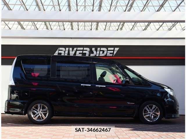 Nissan SERENA 2013-08 3386880-4