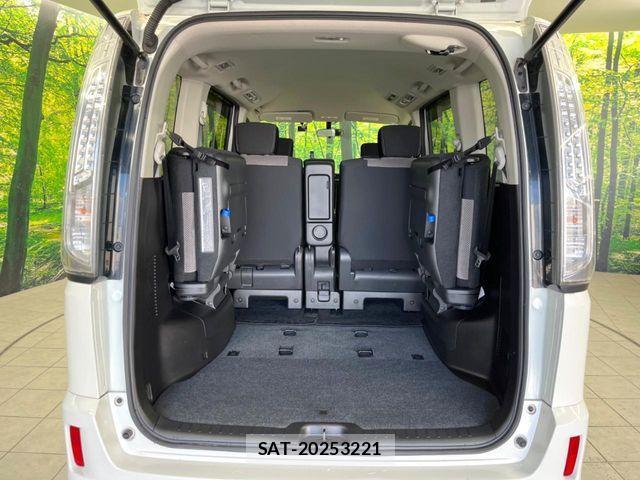 Nissan SERENA 2013-11 4394944-10