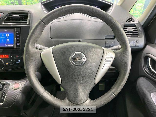 Nissan SERENA 2013-11 4394944-11