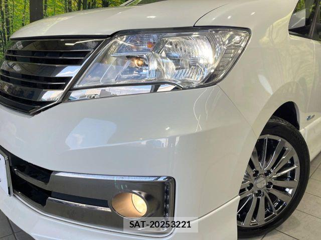 Nissan SERENA 2013-11 4394944-12