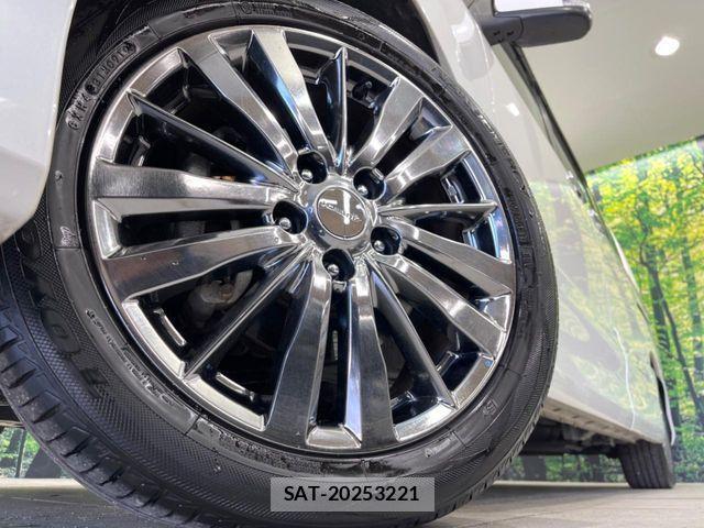Nissan SERENA 2013-11 4394944-13