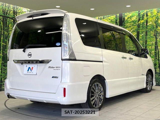 Nissan SERENA 2013-11 4394944-16