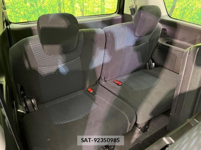 Nissan SERENA 2015-09 5878295-9