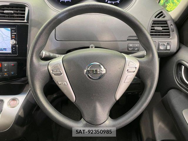 Nissan SERENA 2015-09 5878295-11