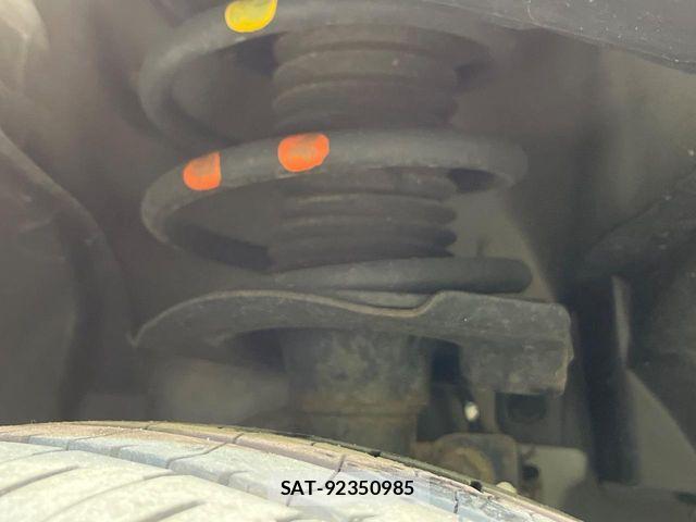 Nissan SERENA 2015-09 5878295-19