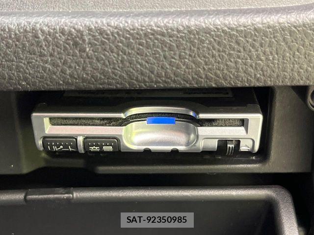 Nissan SERENA 2015-09 5878295-5