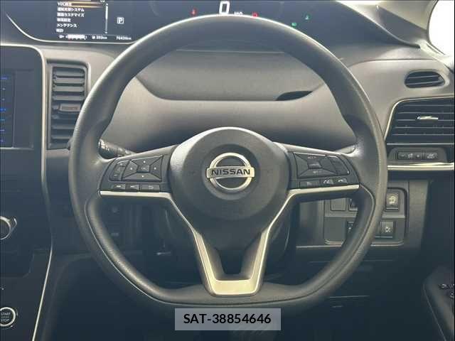 Nissan SERENA 2020-12 5878192-13