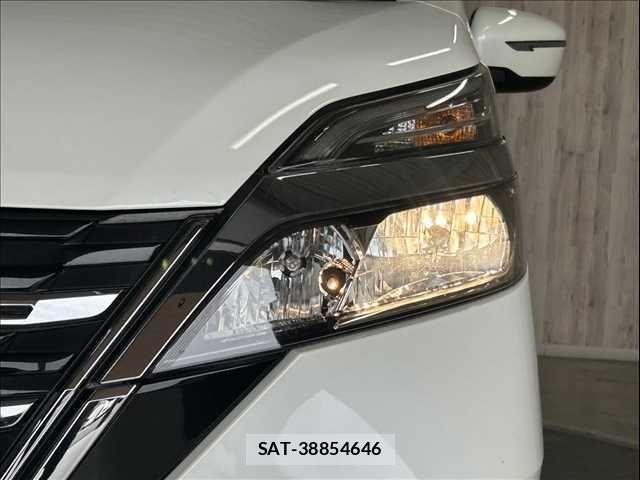 Nissan SERENA 2020-12 5878192-14
