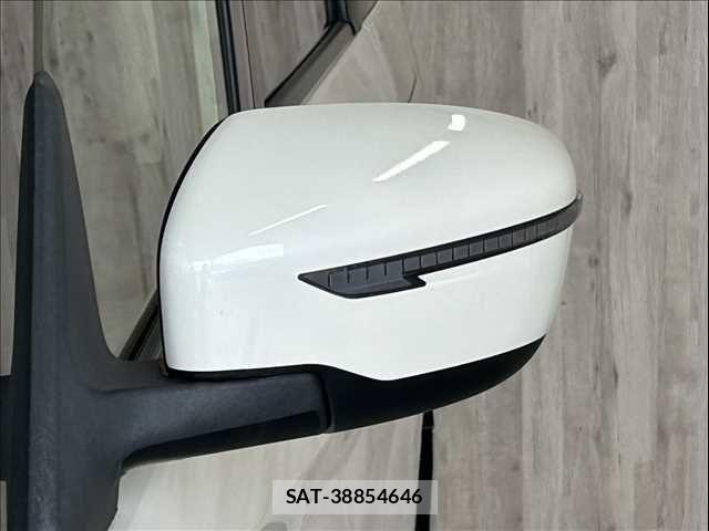 Nissan SERENA 2020-12 5878192-25