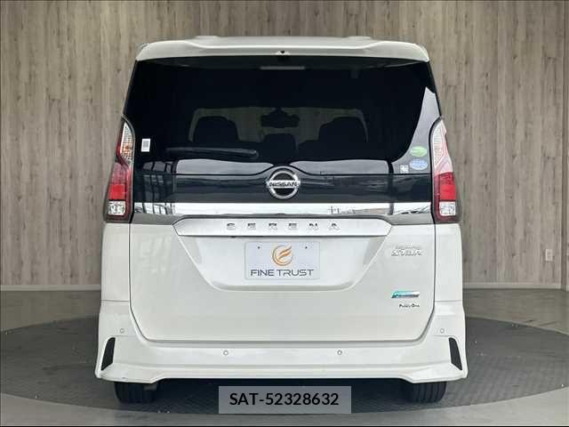 Nissan SERENA 2017-09 5878291-21