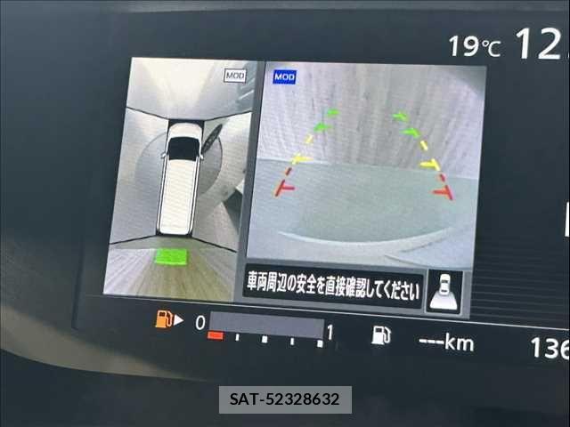 Nissan SERENA 2017-09 5878291-5