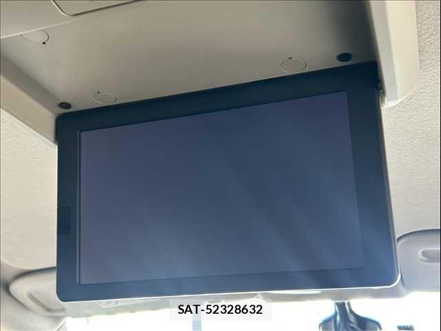 Nissan SERENA 2017-09 5878291-6