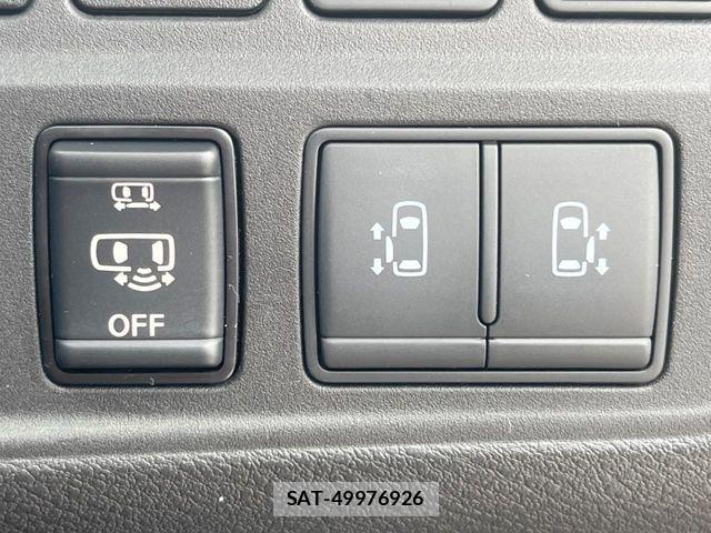 Nissan SERENA 2018-03 5878160-2