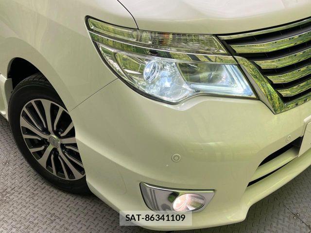Nissan SERENA 2015-01 5878288-12