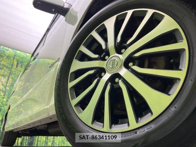 Nissan SERENA 2015-01 5878288-13