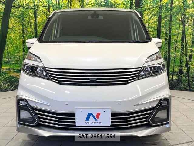 Nissan SERENA 2017-01 5878241-14