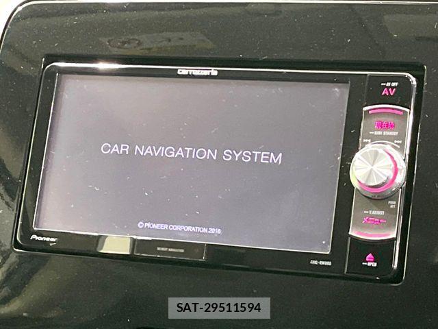 Nissan SERENA 2017-01 5878241-6
