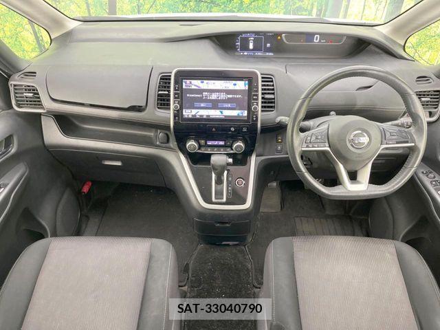 Nissan SERENA 2018-03 5878199-1