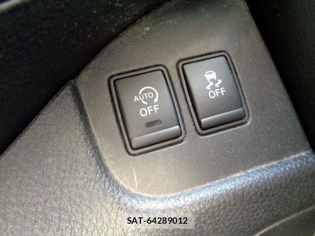 Nissan SERENA 2016-02 5878292-11