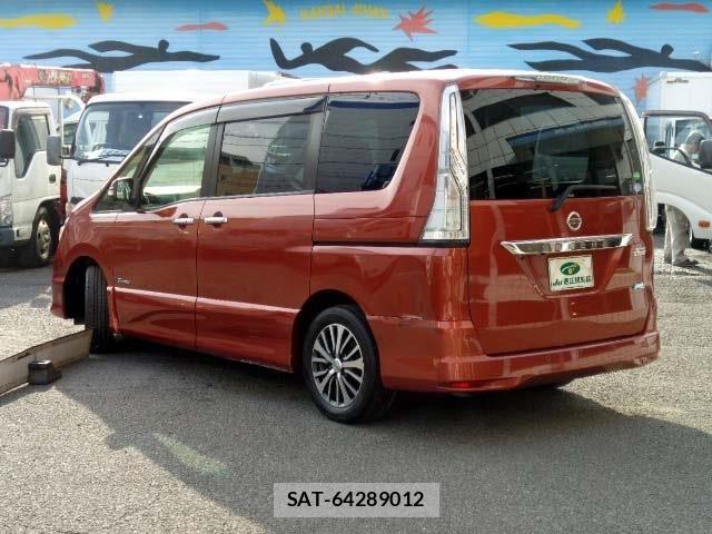 Nissan SERENA 2016-02 5878292-1