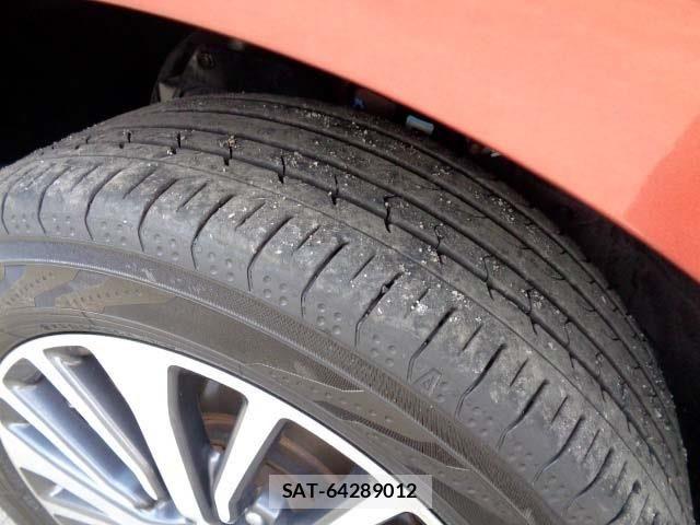 Nissan SERENA 2016-02 5878292-25