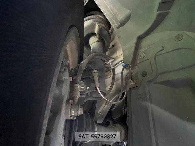 Nissan SERENA 2015-03 6018353-19