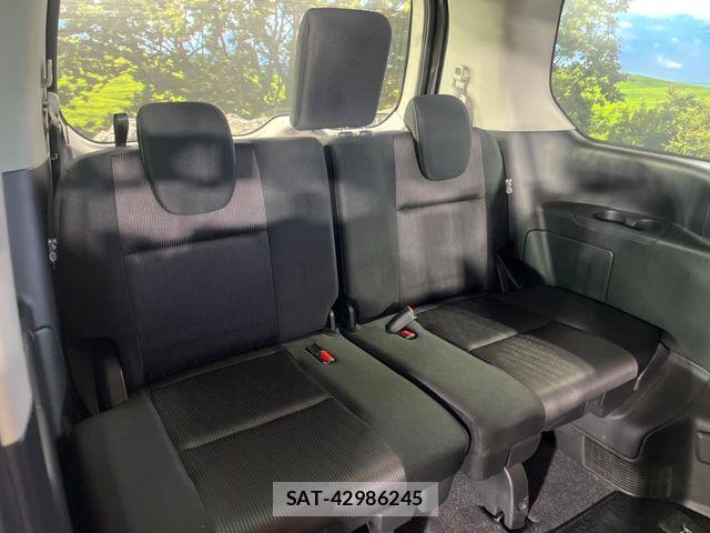 Nissan SERENA 2017-03 6018173-9