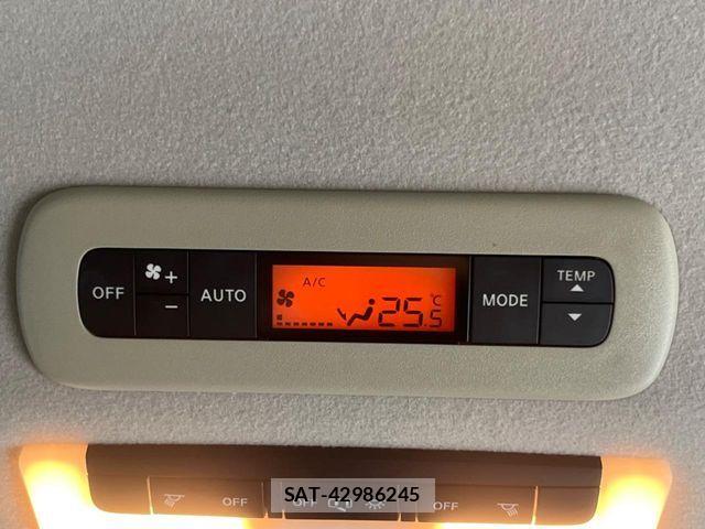 Nissan SERENA 2017-03 6018173-6