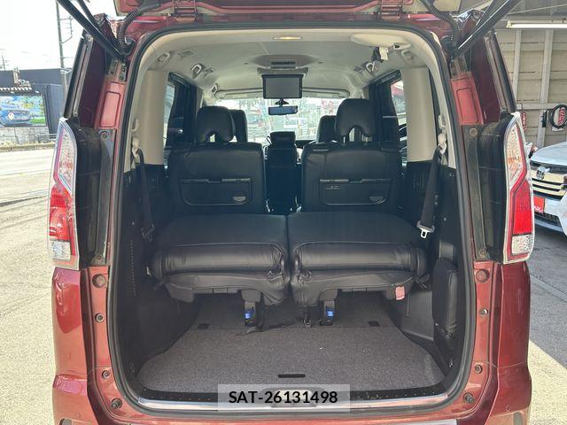 Nissan SERENA 2019-02 6018212-17