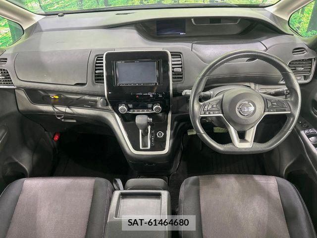 Nissan SERENA 2017-06 6018302-1