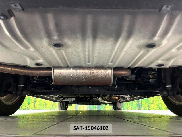 Nissan SERENA 2014-09 6018343-18