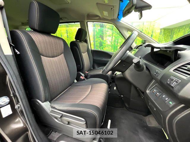 Nissan SERENA 2014-09 6018343-6