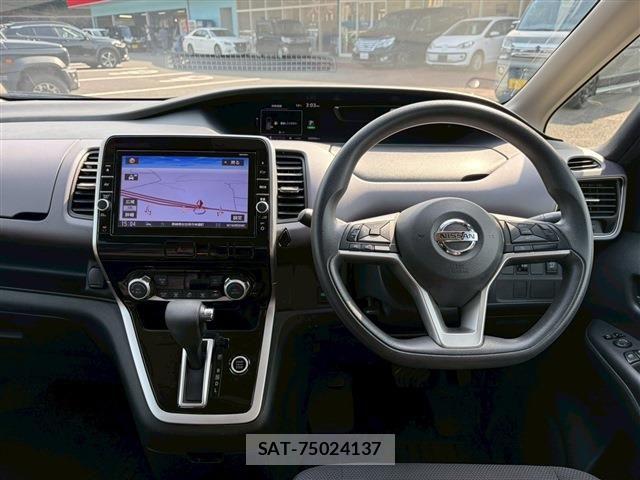 Nissan SERENA 2018-09 6219424-18
